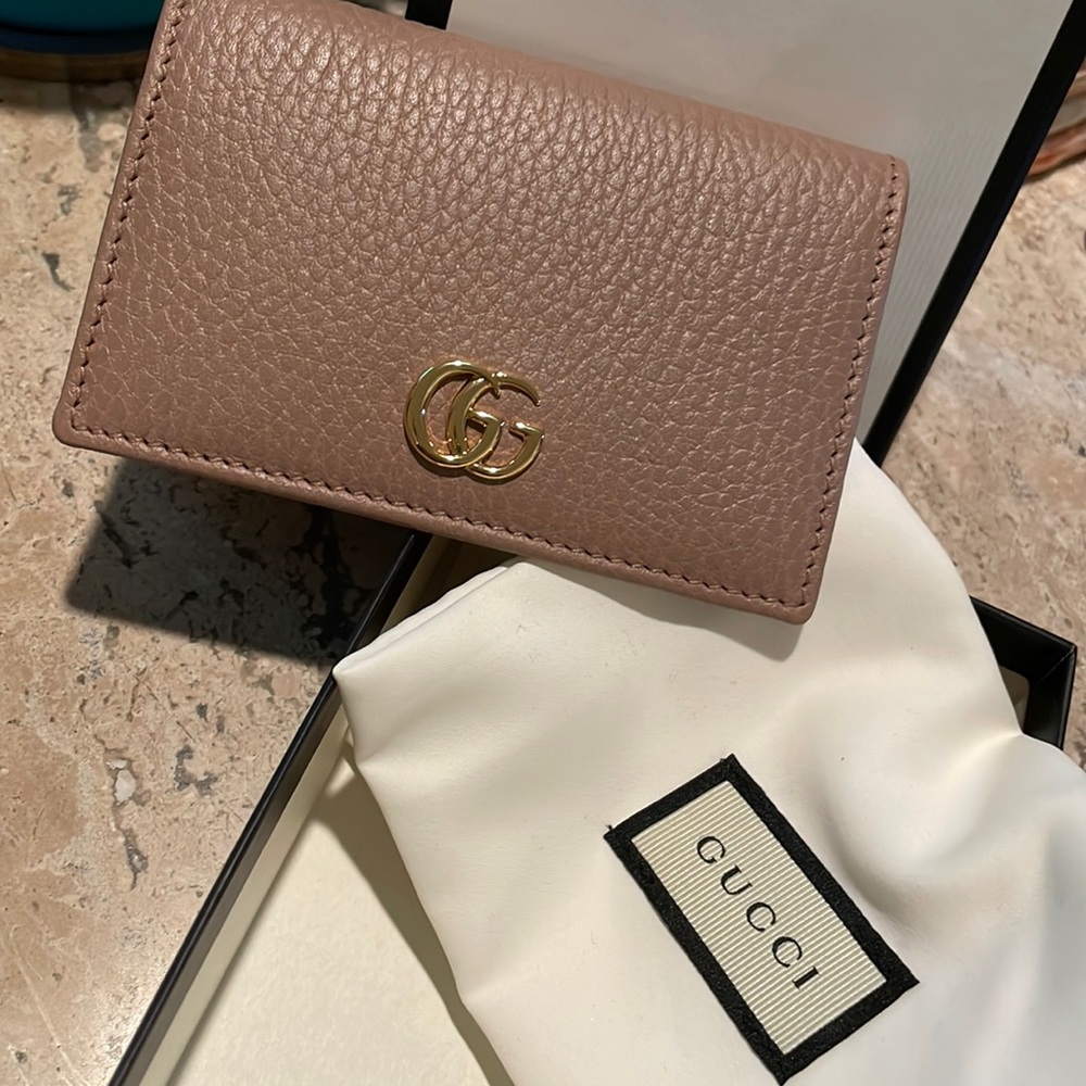 GUCCI LEATHER CARD WALLET